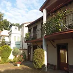 Iwona Hostel - Budget Rooms With Private Bathrooms